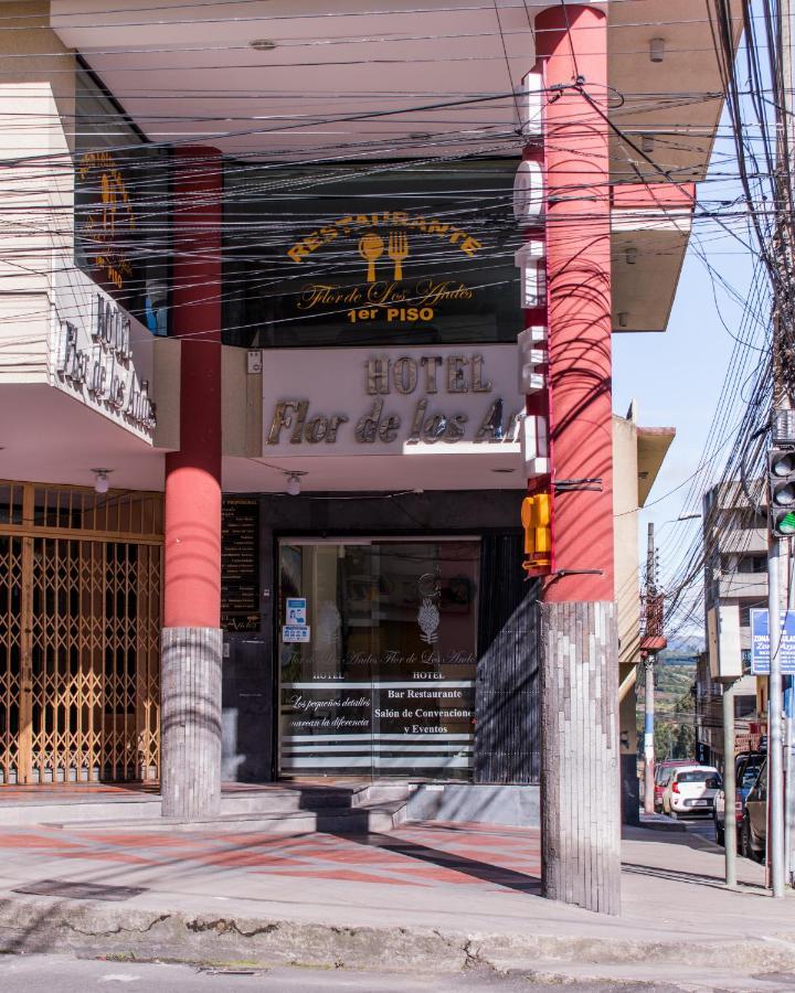 Hotel Flor De Los Andes Tulcan Luaran gambar